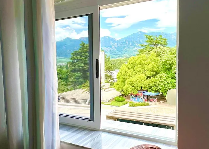 Central- Azure -stay Apartment